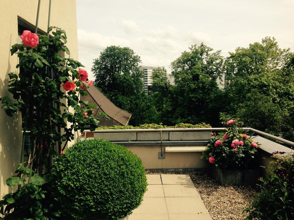 Avliving City Flat Basel With Roof Garden 외부 사진